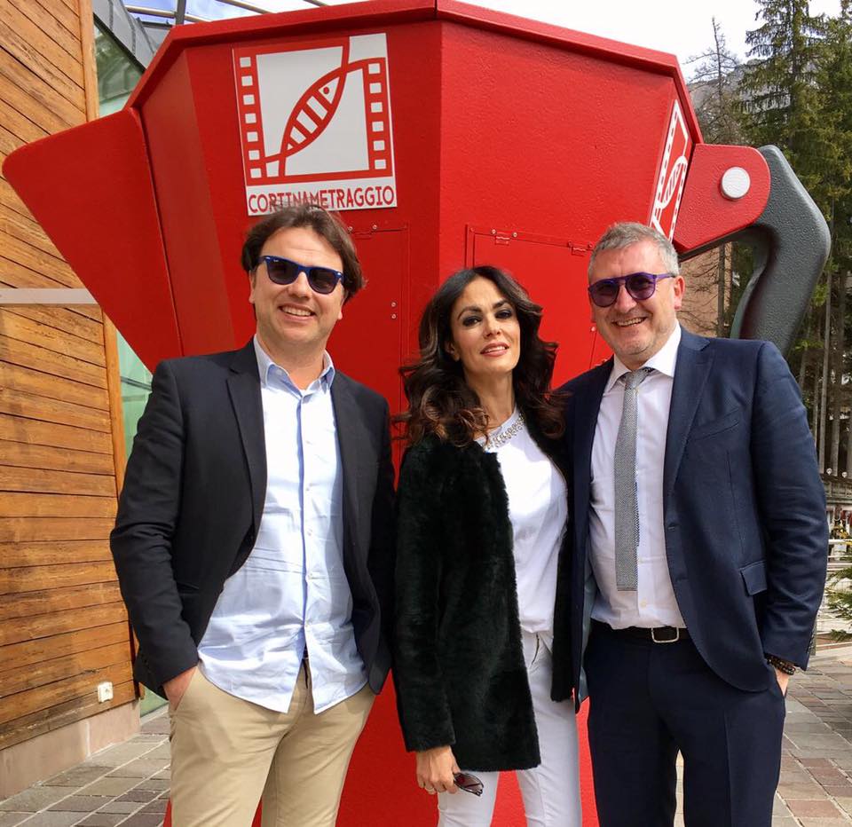 La splendida Maria Grazia Cucinotta con BELLAKUP